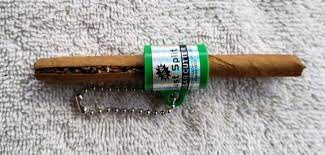 EZ Splitz Cigar Cutter - Damokee Vapor